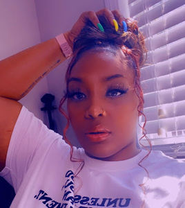 Meet your Posher, Lola jae